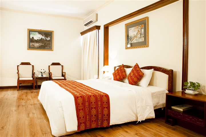 Orient Deluxe Room - Khách Sạn Kim Đô - Royal Hotel Saigon